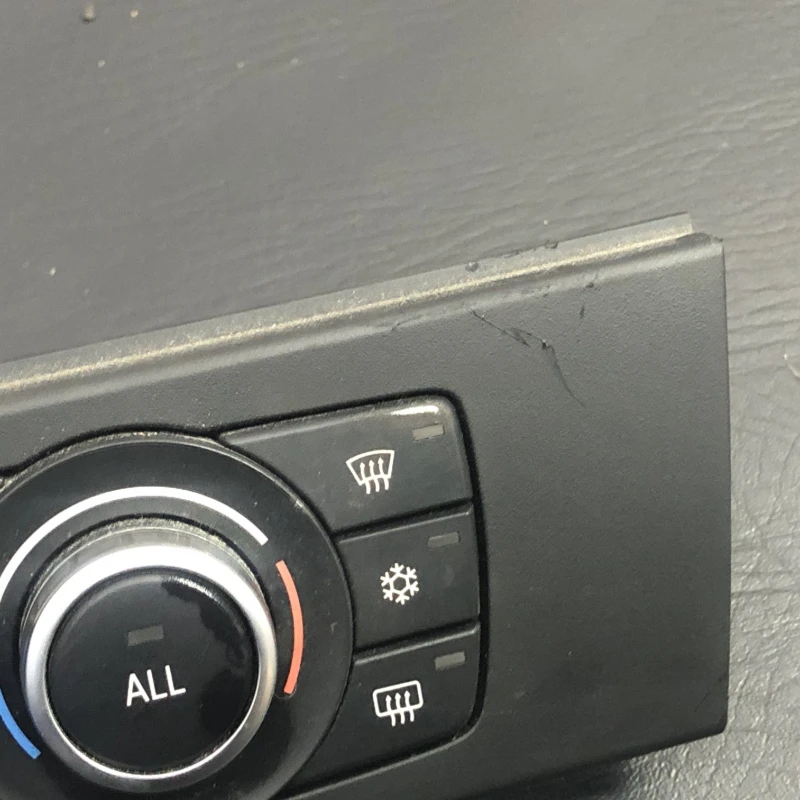 Panou climatronic / BMW X1 E84 2011 / Climatizare