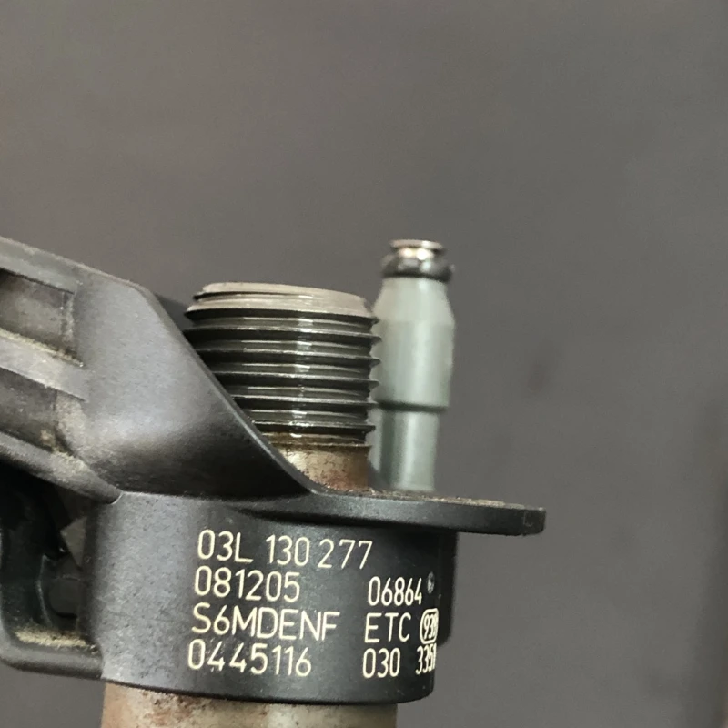 Injector / Audi A4 B8 2009 / Motor, racire si evacuare