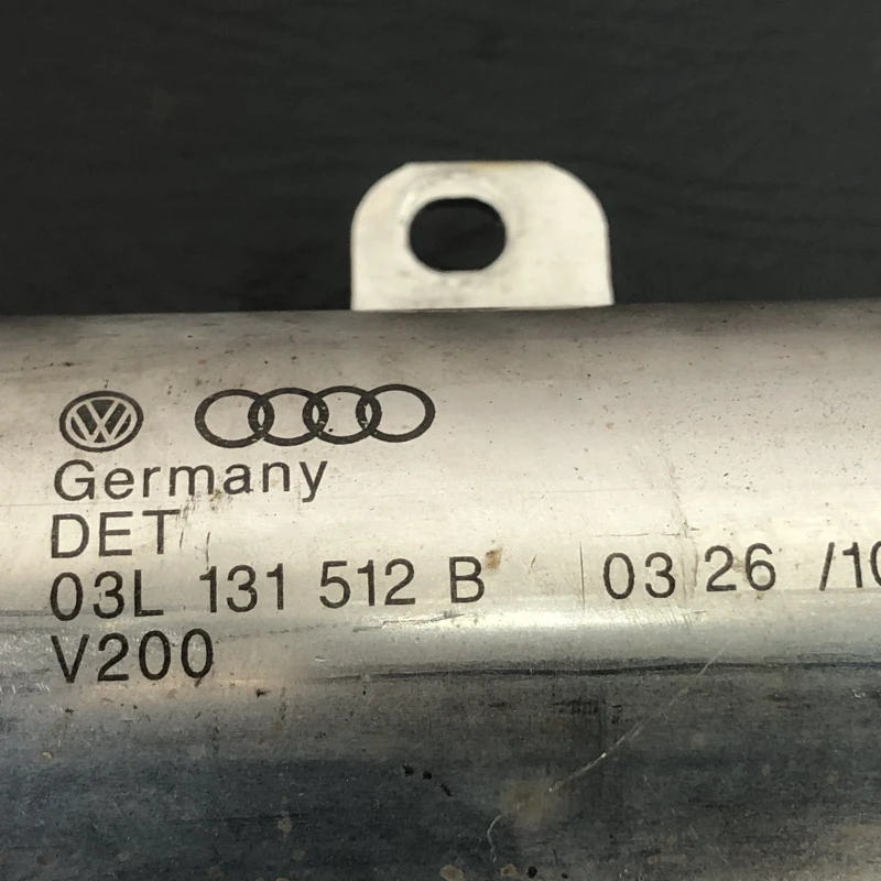 Racitor gaze egr / Volkswagen Passat CC 2011 / Motor, racire si evacuare