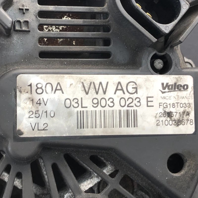 Alternator / Volkswagen Passat CC 2011 / Motor, racire si evacuare