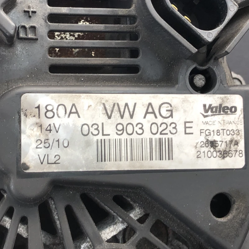 Alternator / Volkswagen Passat CC 2011 / Motor, racire si evacuare