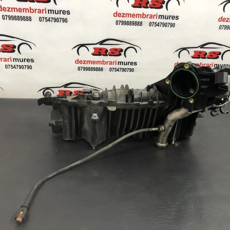 Galerie de admisie / BMW Seria 1 E81 2009 / Motor, racire si evacuare