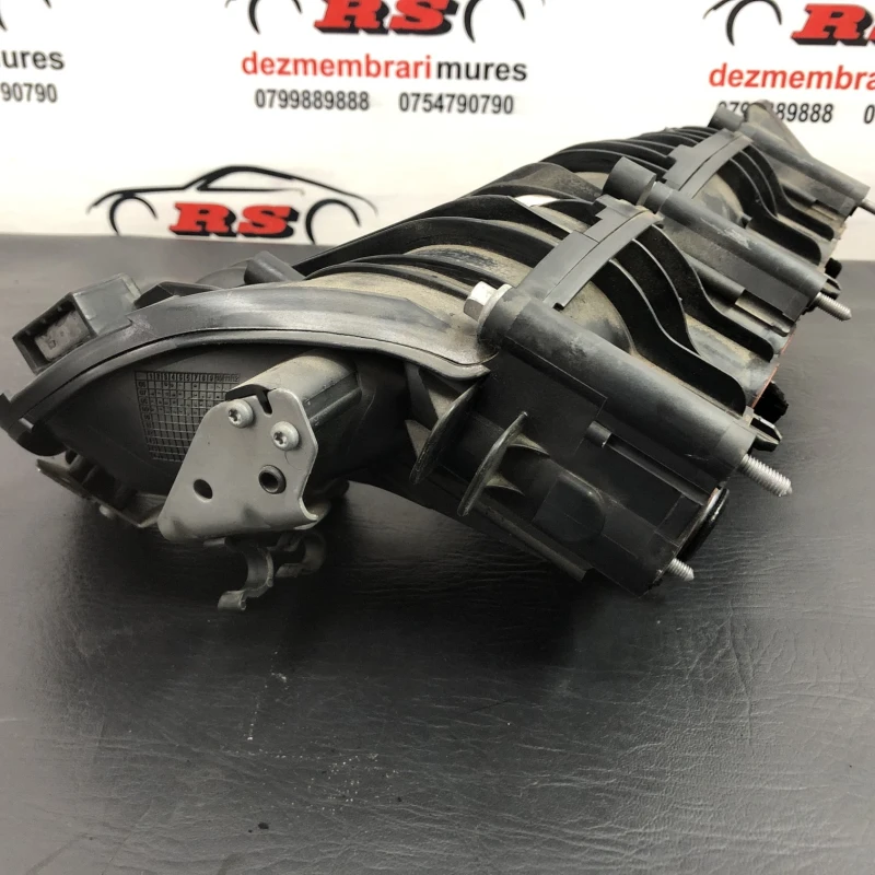 Galerie de admisie / BMW Seria 1 E87 2010 / Motor, racire si evacuare
