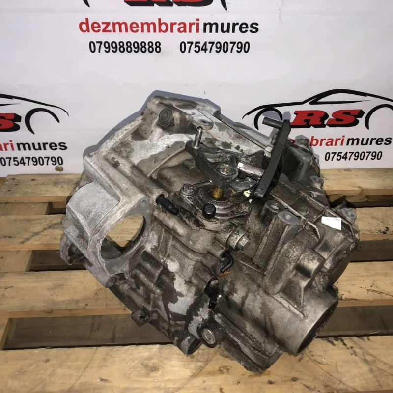 Cutie de viteze manuala / Volkswagen Passat B7 2011 / Cutie viteze, ambreiaj, transmisie