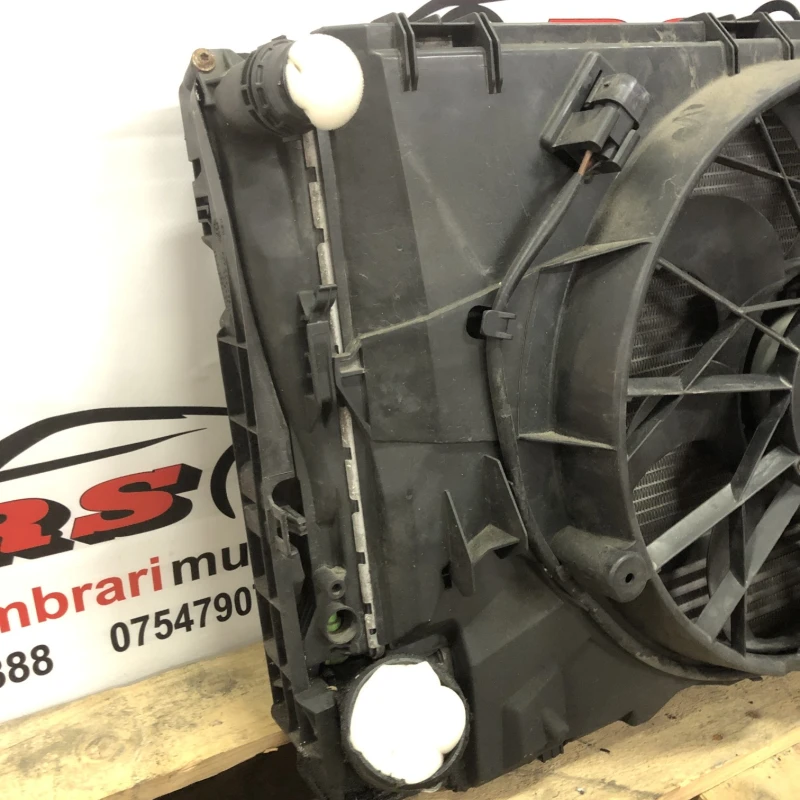 Set radiatoare Electroventilator / BMW Seria 1 E87 2010 / Motor, racire si evacuare