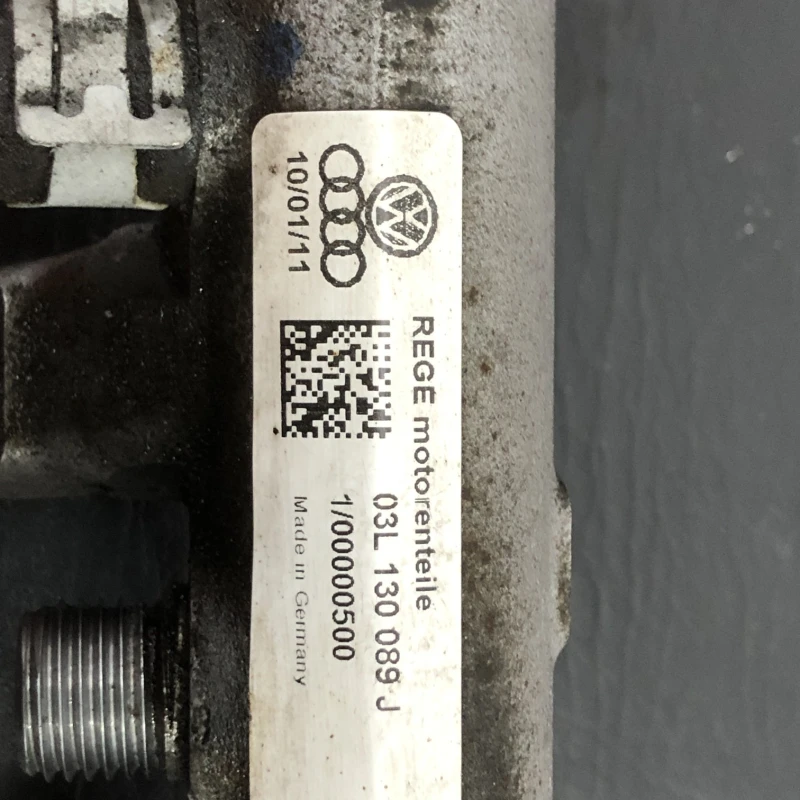 Rampa injectoare cu senzor / Volkswagen Passat B7 2011 / Motor, racire si evacuare