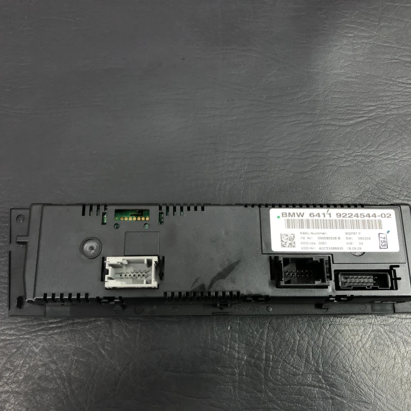 Panou climatronic / BMW Seria 1 E87 2010 / Climatizare