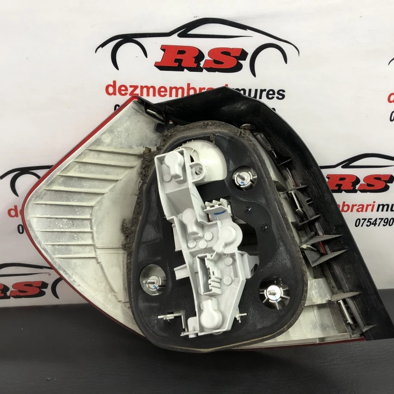 Stop dreapta caroserie / BMW Seria 1 E87 2010 / Caroserie, oglinzi si faruri