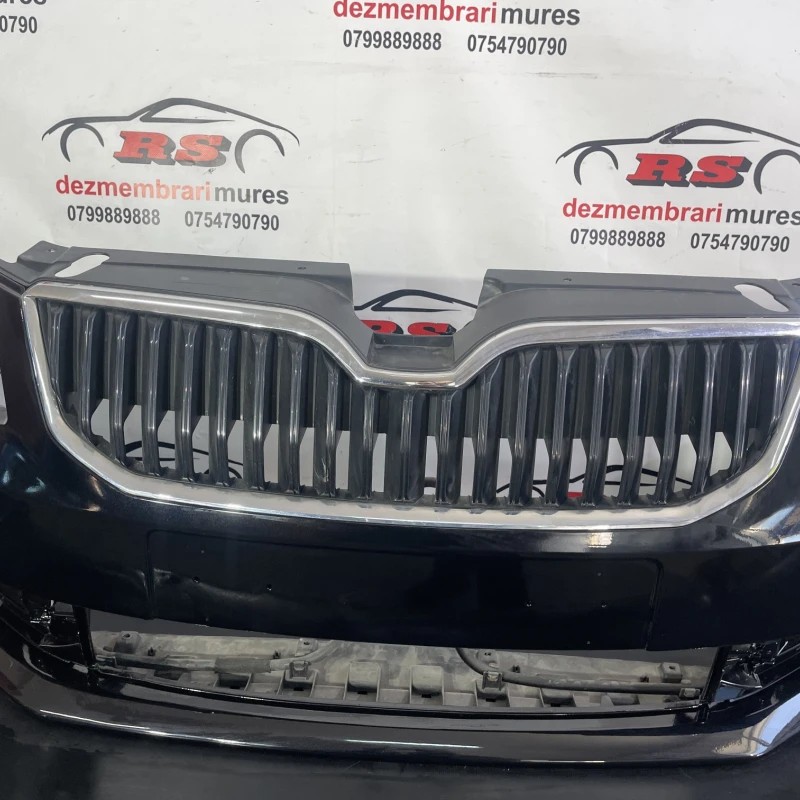 Bara fata / Skoda Octavia 3 5E 2014 / Caroserie, oglinzi si faruri