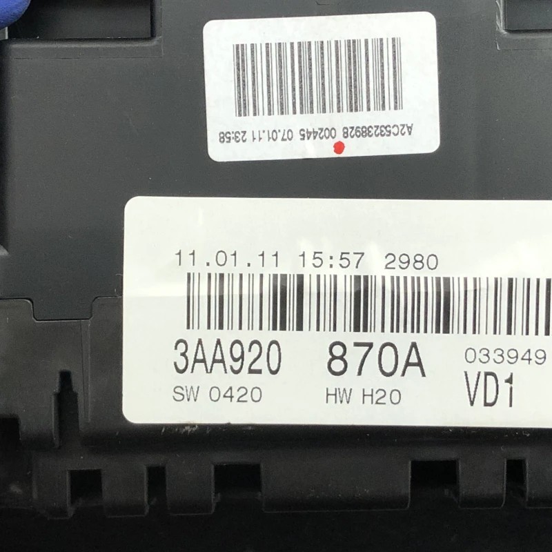 Ceas bord / Volkswagen Passat B7 2011 / Audio si electronice