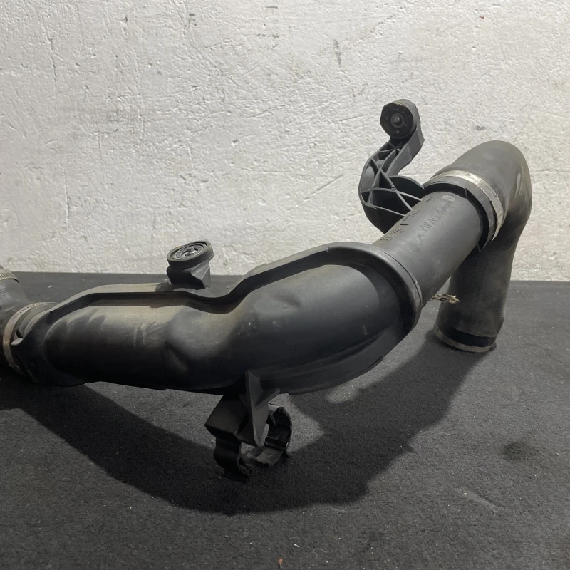 Furtun intercooler Volkswagen 