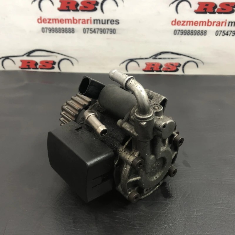 Pompa de injectie inalte / Volkswagen Golf MK6 2012 / Motor, racire si evacuare