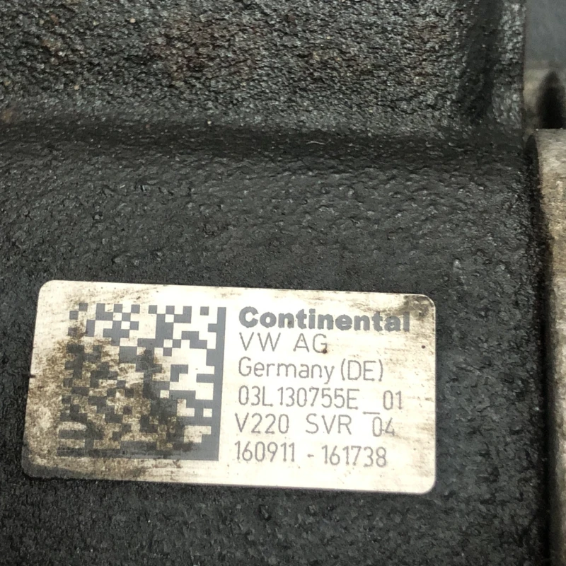 Pompa de injectie inalte / Volkswagen Golf MK6 2012 / Motor, racire si evacuare