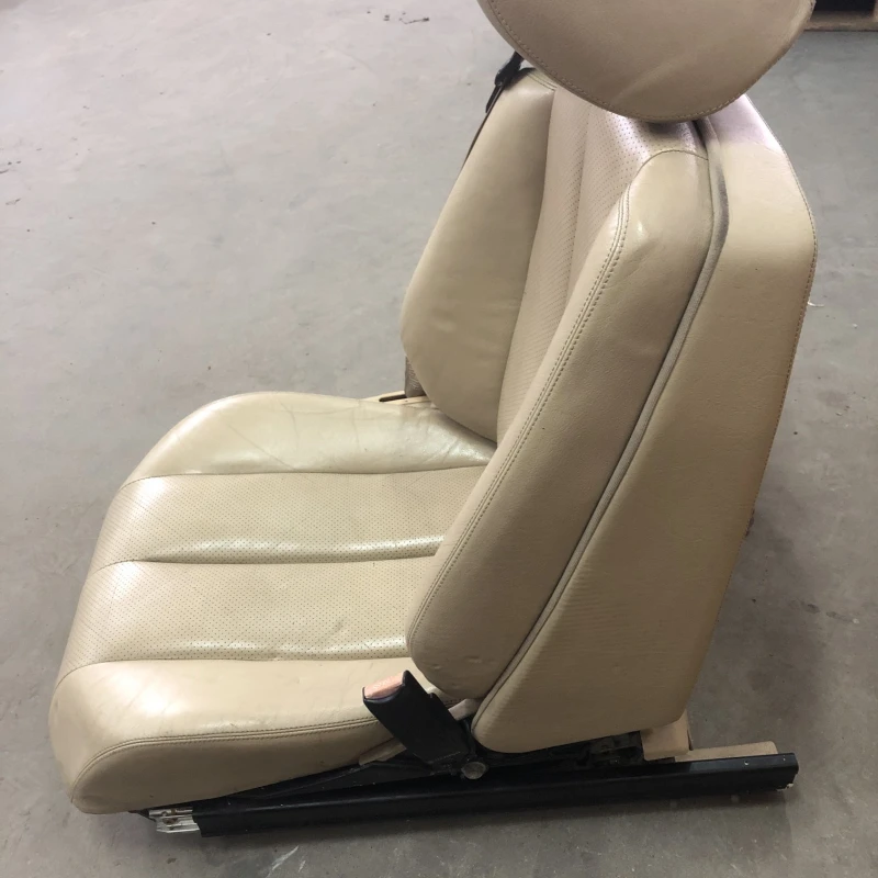 Scaune fata / Mercedes-Benz SL R129 1990 / Interior