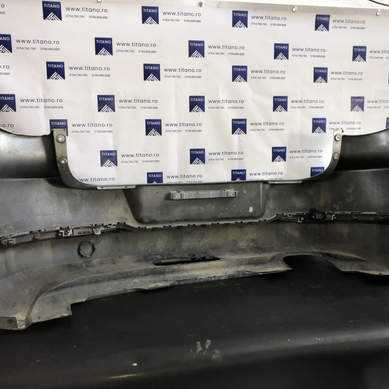Bara spate / Volkswagen Tiguan 5N 2009 / Caroserie, oglinzi si faruri
