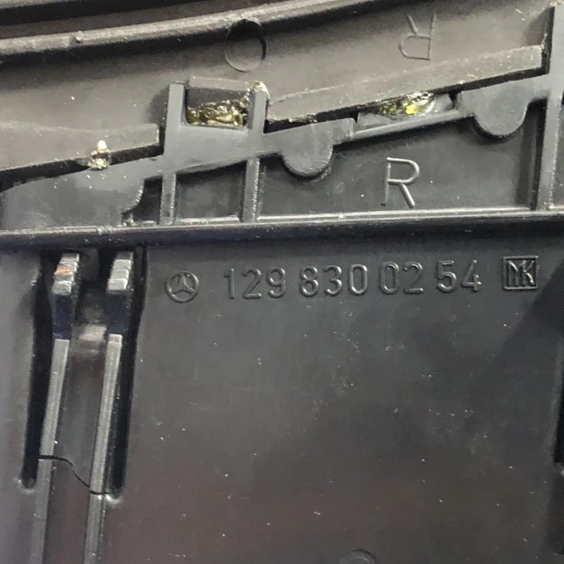 Grila aer bord / Mercedes-Benz SL R129 1990 / Interior
