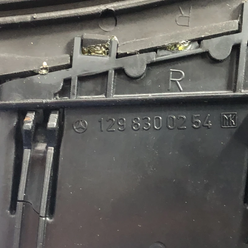 Grila aer bord / Mercedes-Benz SL R129 1990 / Interior