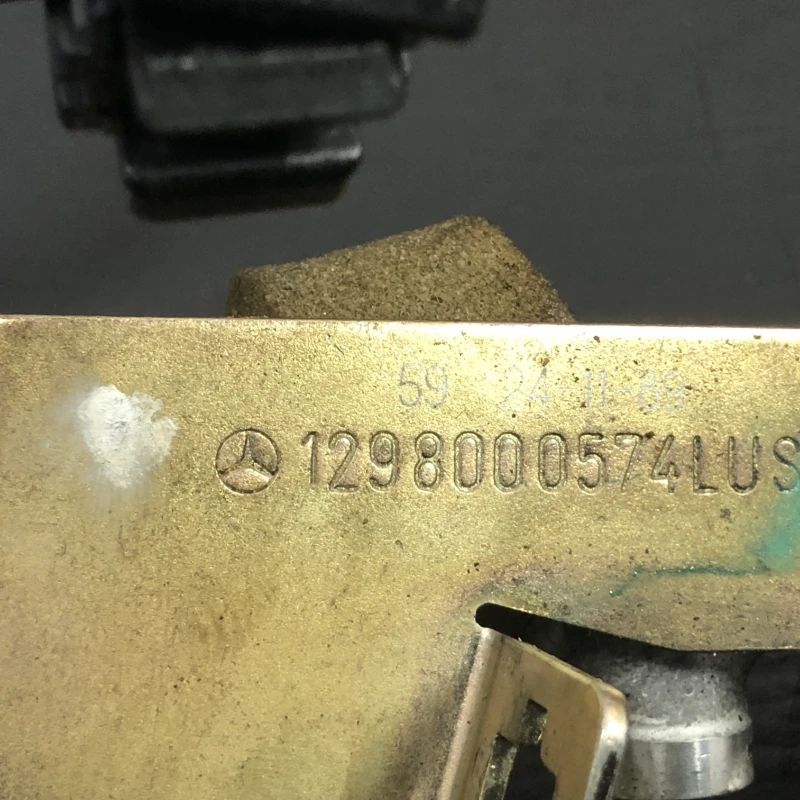 Amortizor haion / Mercedes-Benz SL R129 1990 / Caroserie, oglinzi si faruri