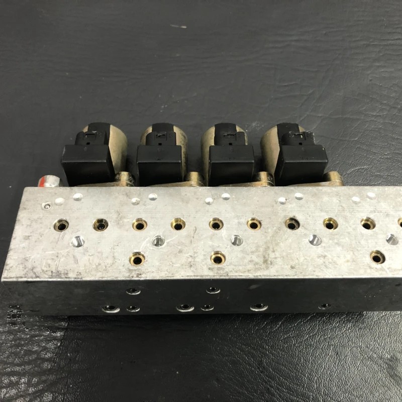 Bloc valve sistem decapotare stanga / Mercedes-Benz SL R129 1990 / Caroserie, oglinzi si faruri