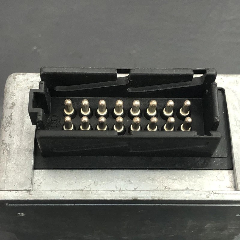 Calculator roll over / Mercedes-Benz SL R129 1990 / Audio si electronice