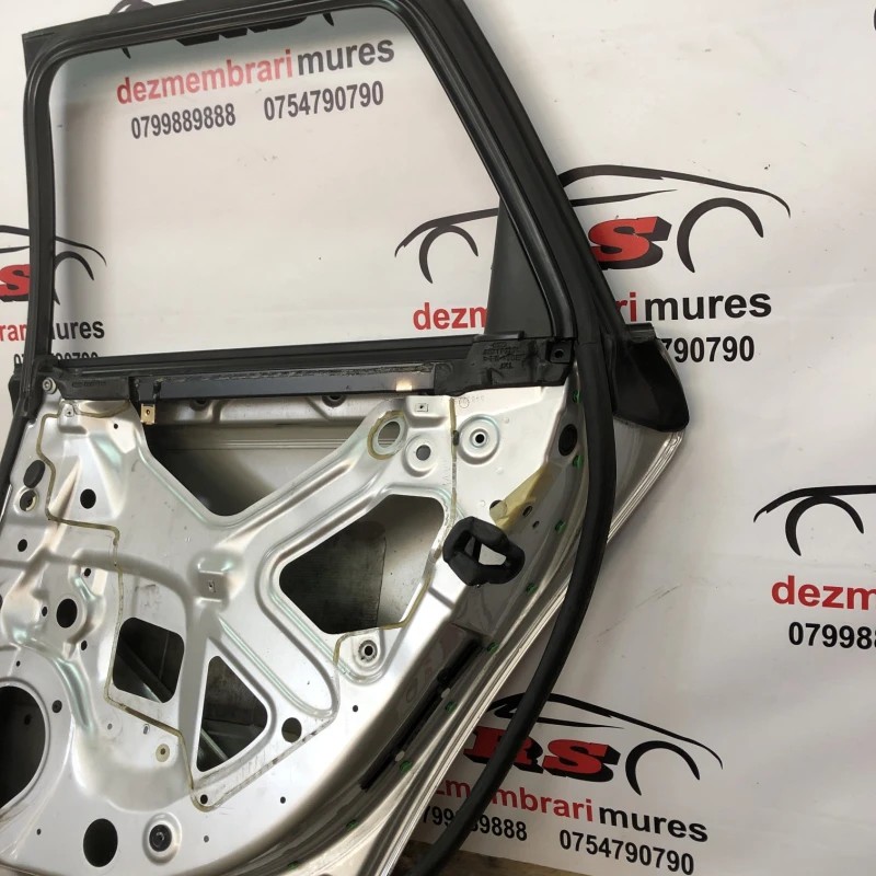 Usa dreapta spate / Audi A4 B7 2006 / Caroserie, oglinzi si faruri
