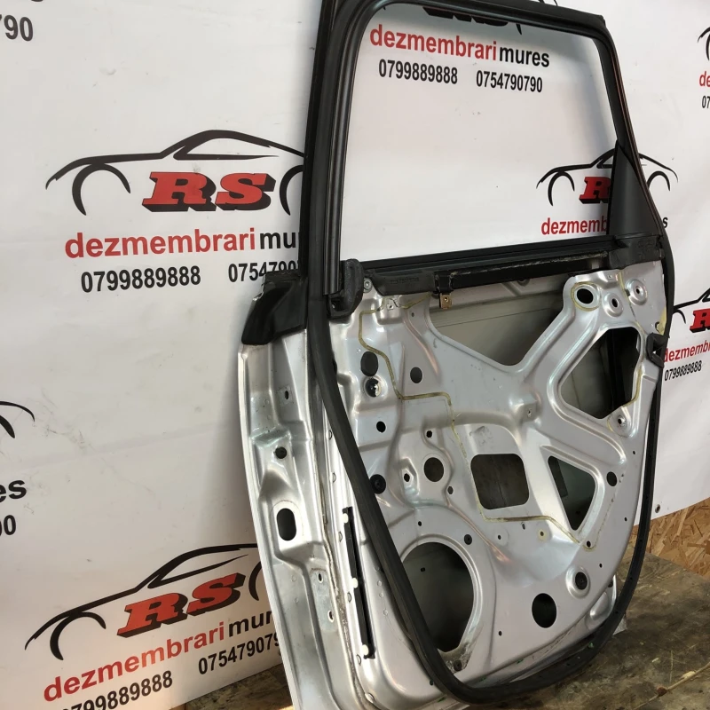 Usa dreapta spate / Audi A4 B7 2006 / Caroserie, oglinzi si faruri