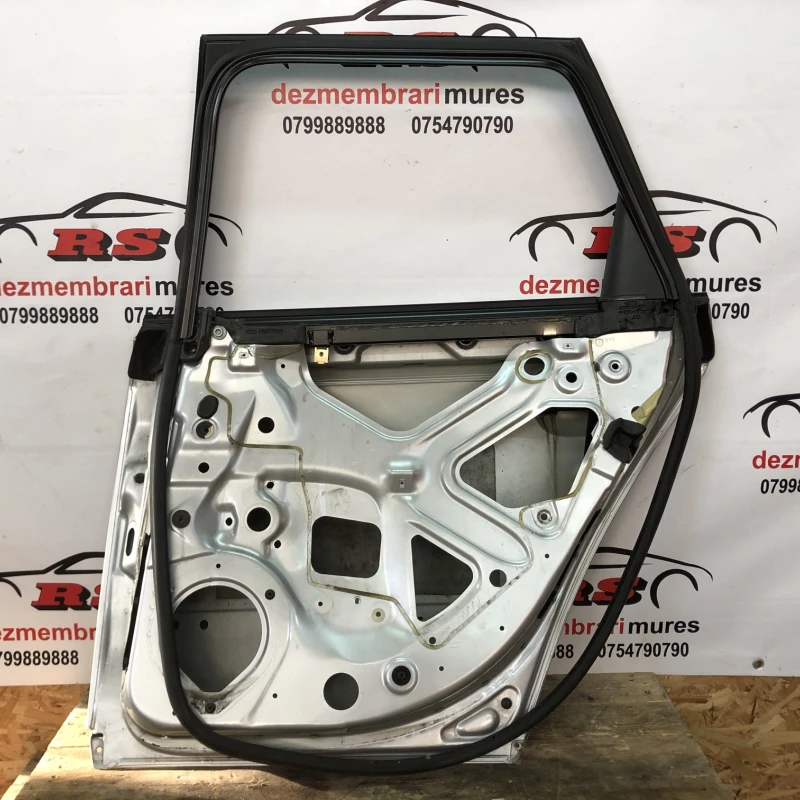 Usa dreapta spate / Audi A4 B7 2006 / Caroserie, oglinzi si faruri