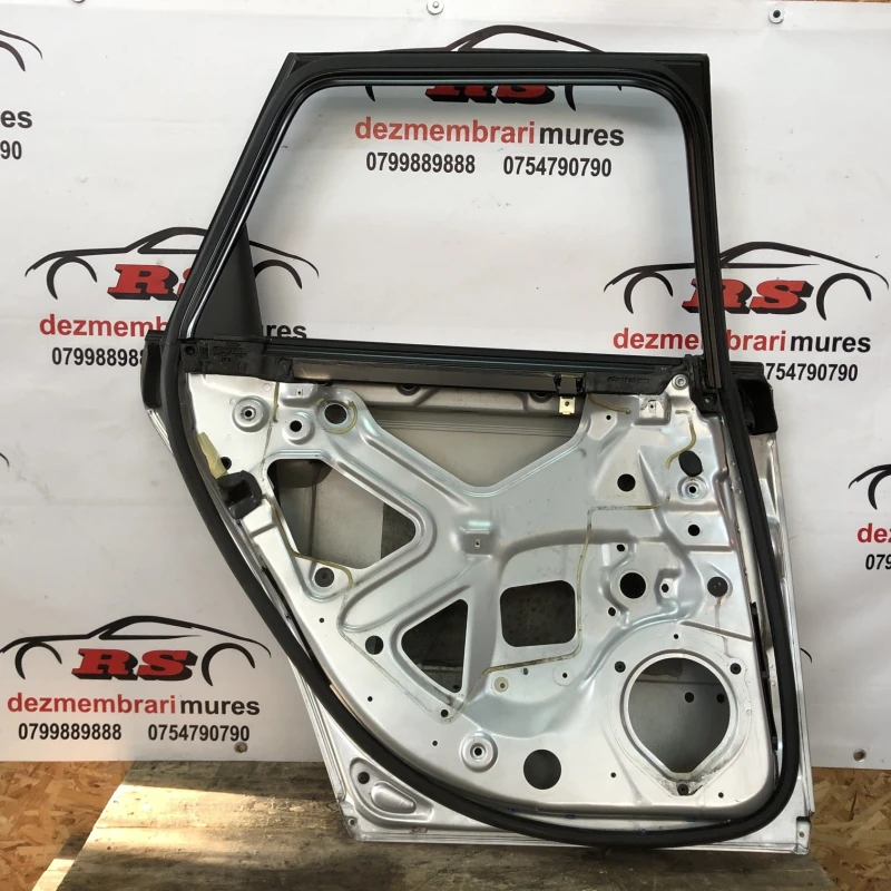 Usa stanga spate / Audi A4 B7 2006 / Caroserie, oglinzi si faruri