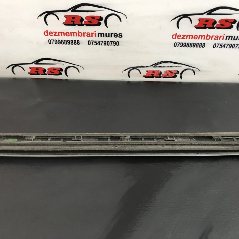 Bandou usa dreapta spate / Audi A4 B7 2006 / Caroserie, oglinzi si faruri
