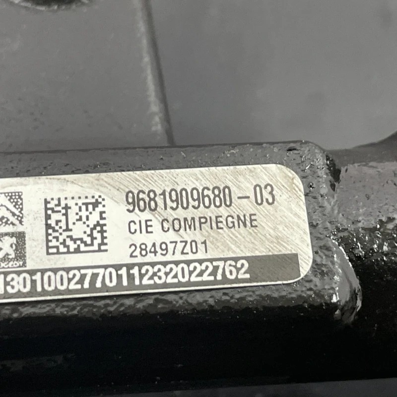 Rampa injectoare cu senzor / Citroën DS5 DS5 2013 / Motor, racire si evacuare