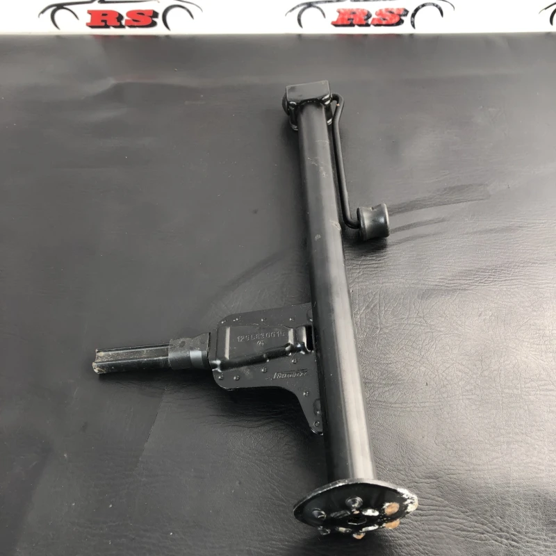 Cric roti / Mercedes-Benz SL R129 1990 / Accesorii roti si capace