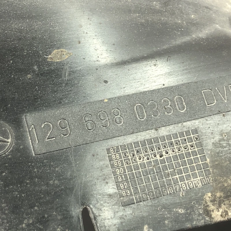 Carenaj stanga fata mare / Mercedes-Benz SL R129 1990 / Caroserie, oglinzi si faruri