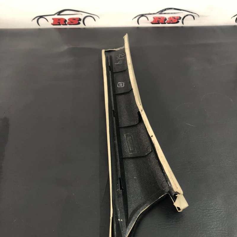 Panou ornament stalp stanga fata / Mercedes-Benz SL R129 1990 / Interior