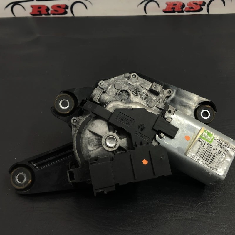 Motoras stergator haion / Mercedes-Benz E Class W212 2010 / Caroserie, oglinzi si faruri