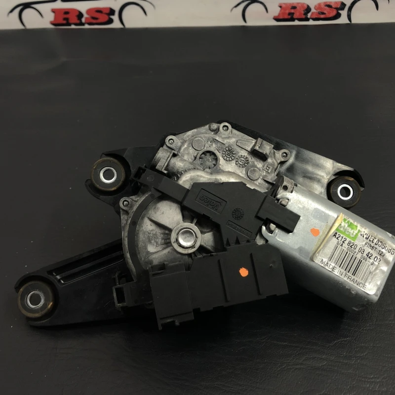 Motoras stergator haion / Mercedes-Benz E Class W212 2010 / Caroserie, oglinzi si faruri