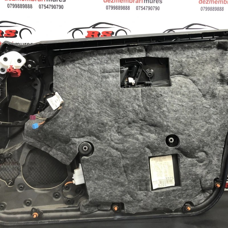 Panou tapiterie usa stanga fata / Mercedes-Benz E Class W212 2010 / Interior
