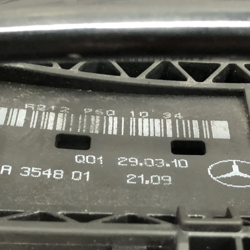 Maner usa stanga spate / Mercedes-Benz E Class W212 2010 / Caroserie, oglinzi si faruri