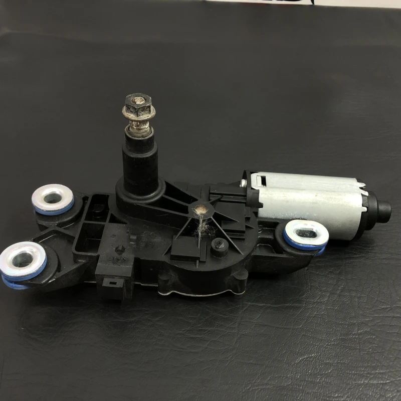 Motoras stergator haion Volvo 