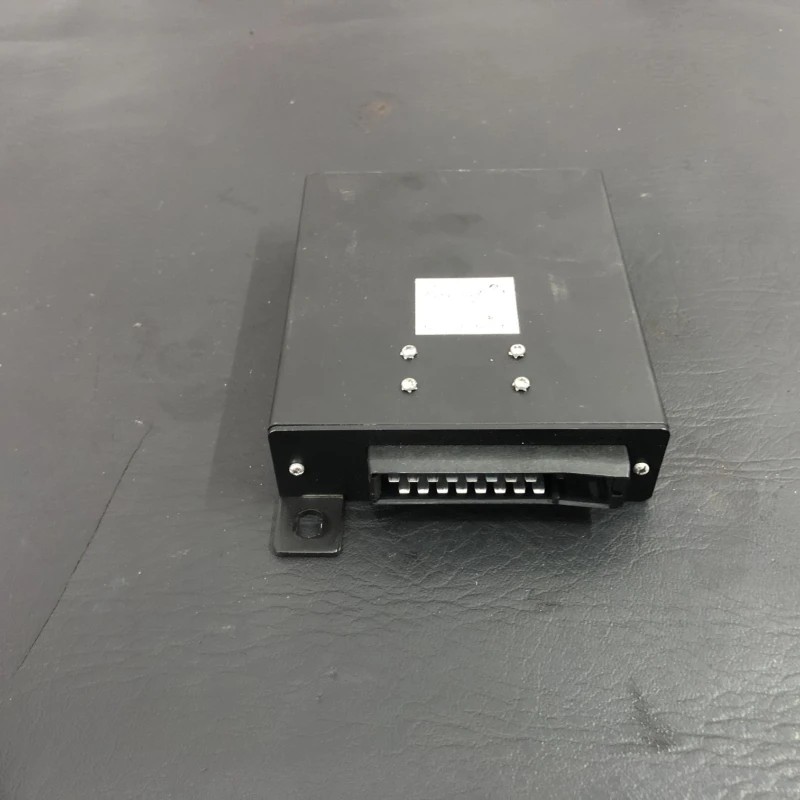Amplificator audio / Mercedes-Benz SL R129 1990 / Audio si electronice