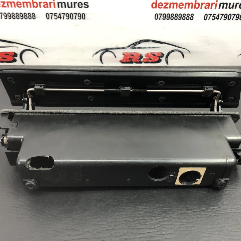 Compartiment stocare / Mercedes-Benz SL R129 1990 / Interior