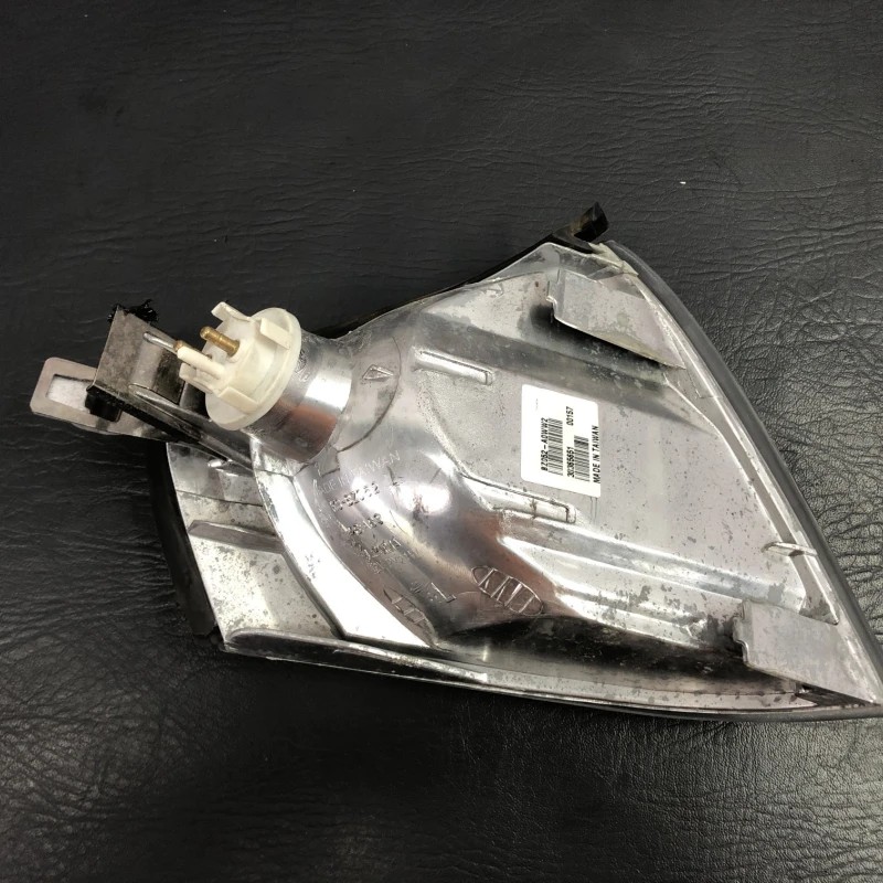 Semnalizare stanga fata / Mercedes-Benz SL R129 1990 / Caroserie, oglinzi si faruri