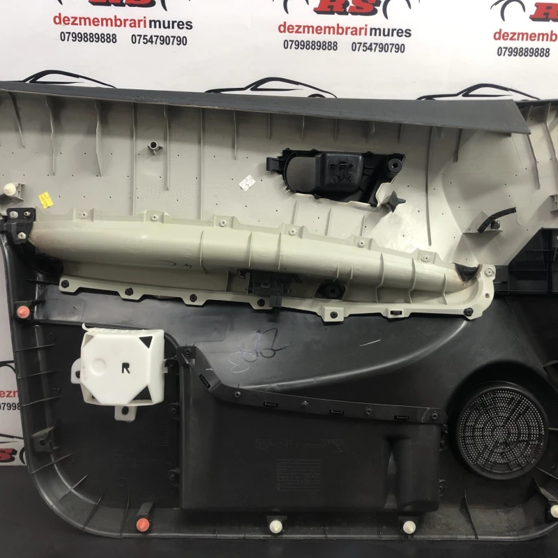 Panou tapiterie usa dreapta fata / Nissan Qashqai J10 facelift 2012 / Interior