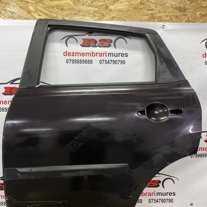 Usa stanga spate Nissan 