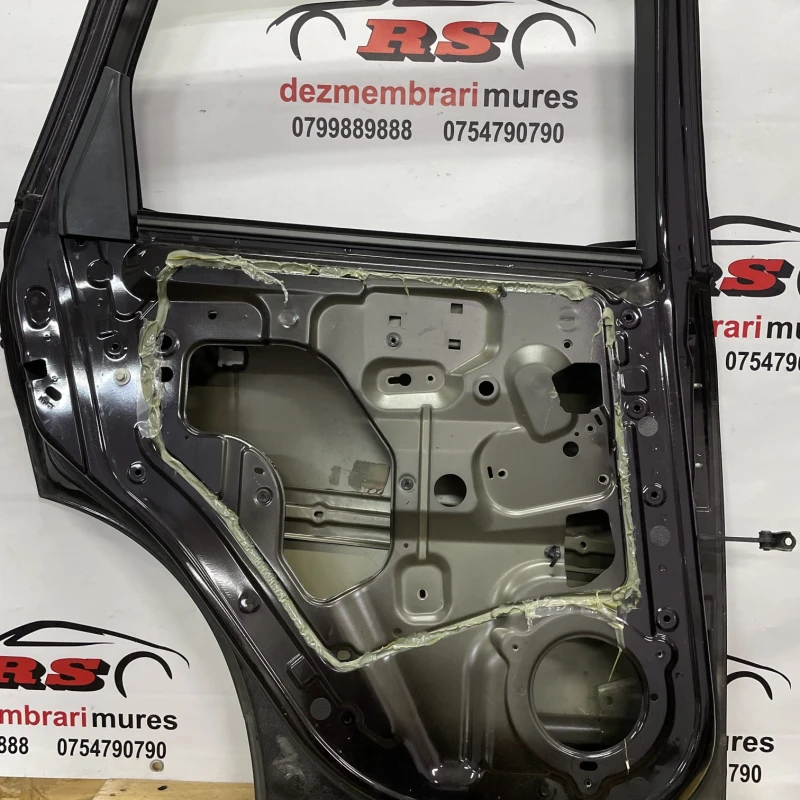 Usa stanga spate / Nissan Qashqai J10 facelift 2012 / Caroserie, oglinzi si faruri