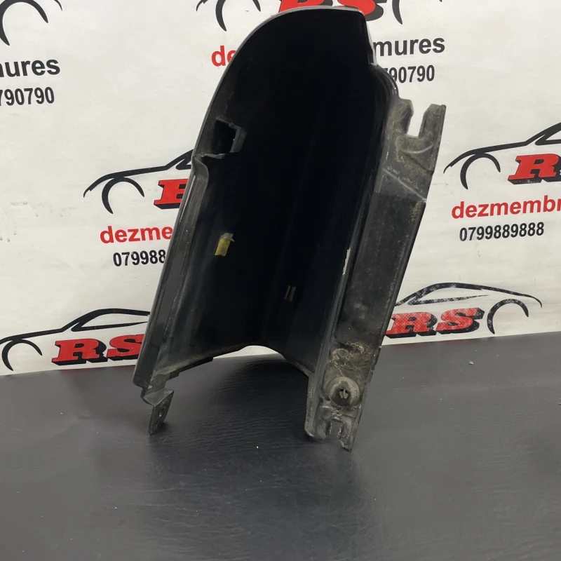 Colt dreapta spate Opel 