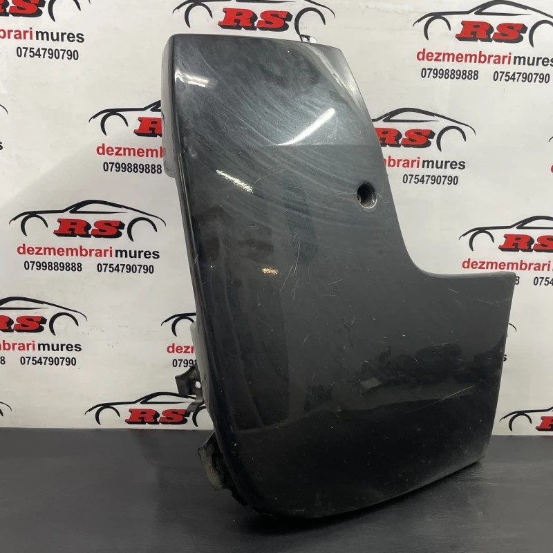 Suport lampa colt dreapta spate / Opel Vivaro Vivaro A 2011 / Caroserie, oglinzi si faruri