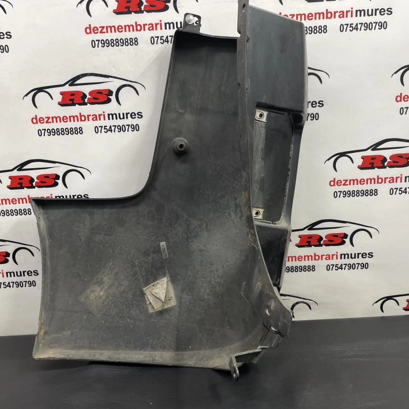 Suport lampa colt dreapta spate / Opel Vivaro Vivaro A 2011 / Caroserie, oglinzi si faruri