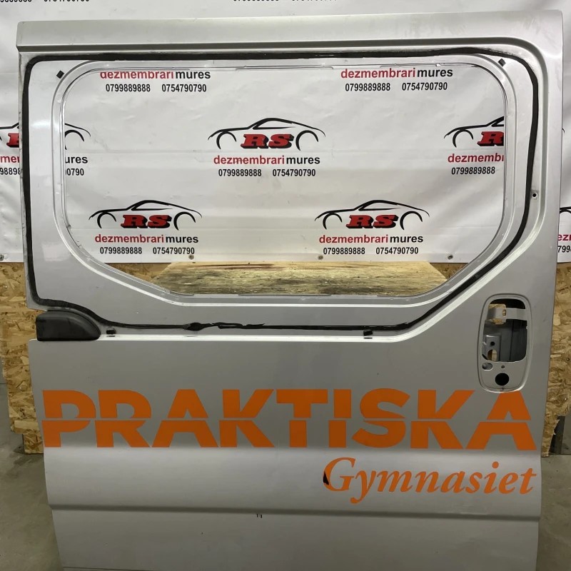 Usa dreapta spate / Opel Vivaro Vivaro A 2008 / Caroserie, oglinzi si faruri