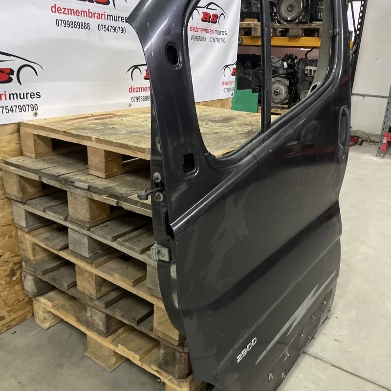 Usa stanga fata / Opel Vivaro Vivaro A 2011 / Caroserie, oglinzi si faruri