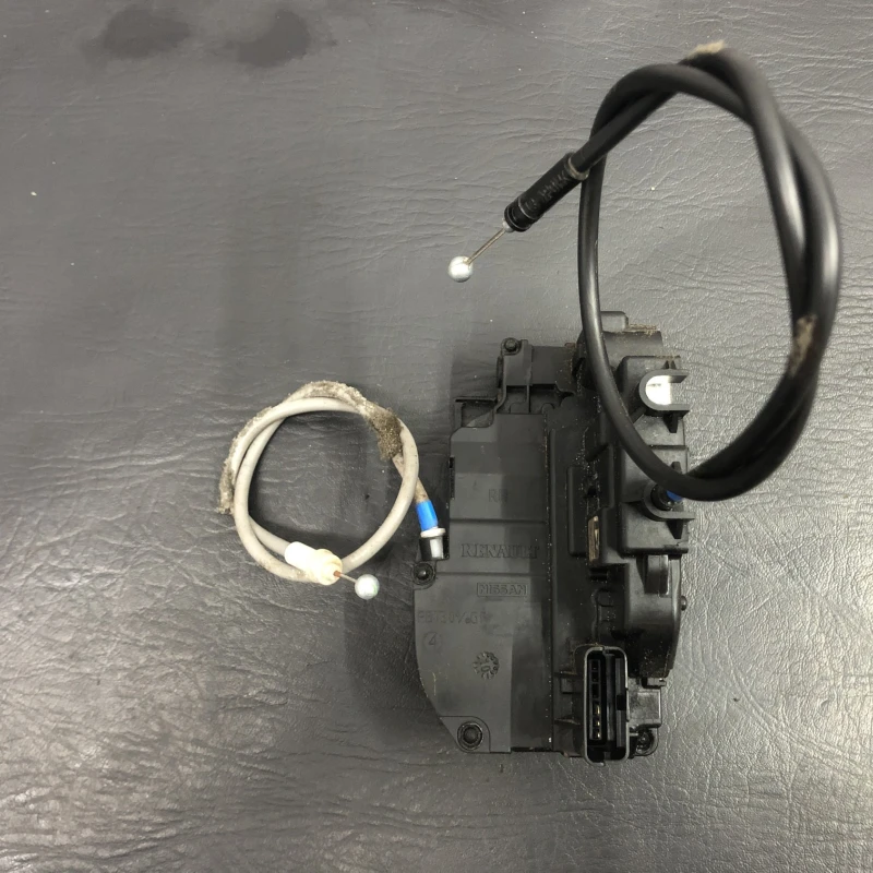 Iala broasca usa dreapta spate / Nissan Navara D40 2011 / Caroserie, oglinzi si faruri